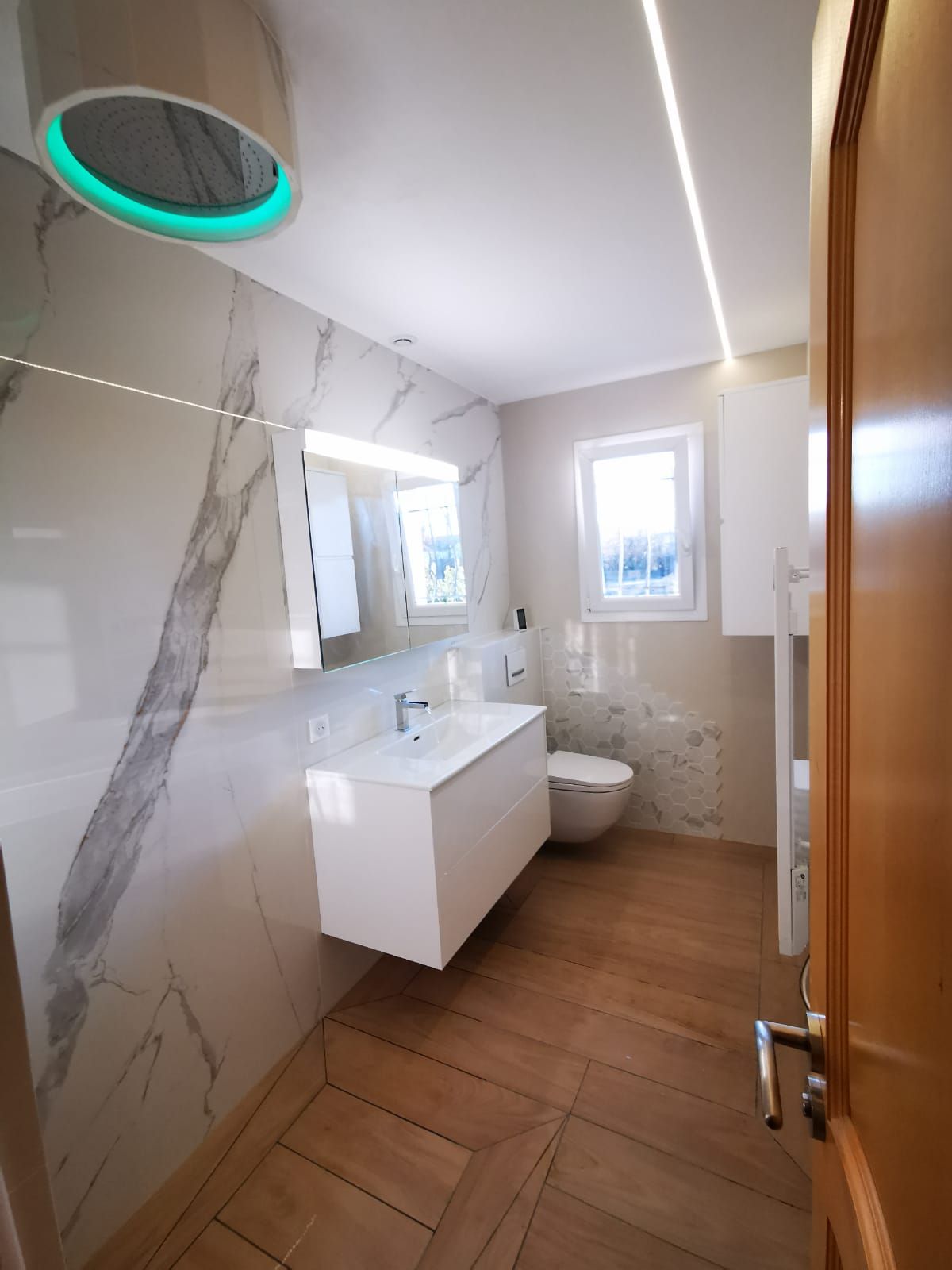 Après : Rénovation de salle de bains dans le canton de Genève